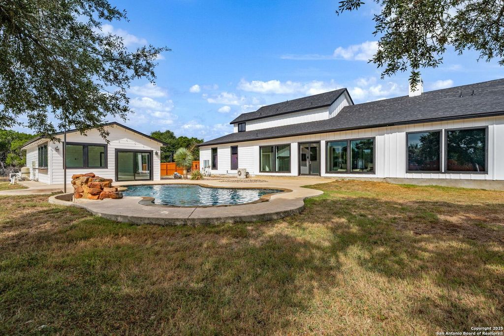 Property photo 43